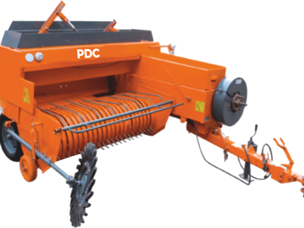 SQUARE BALER